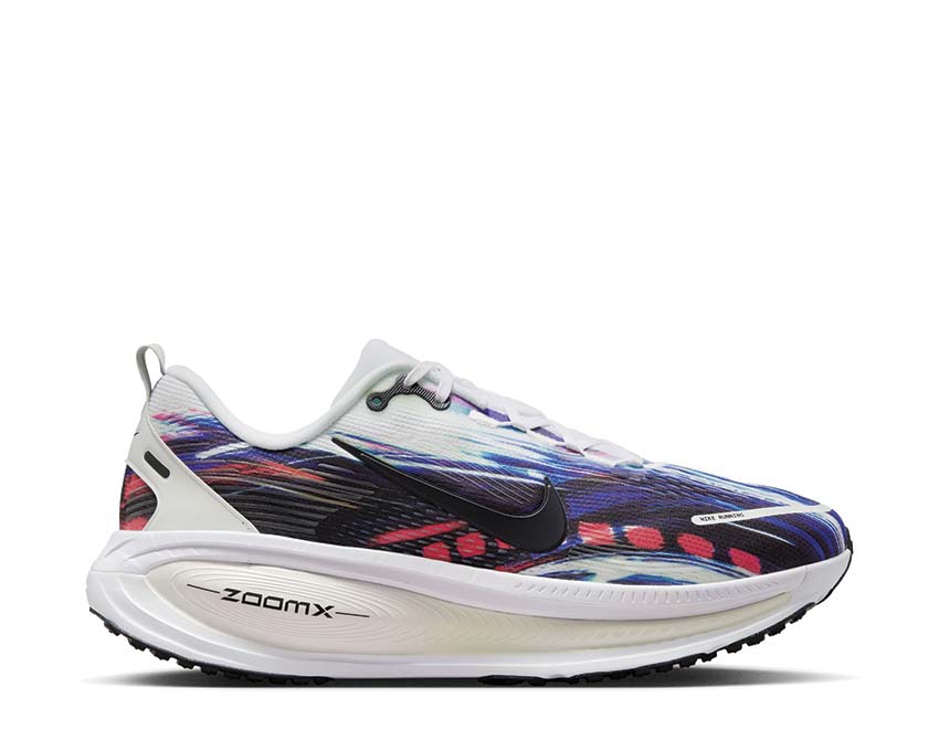 Nike Vomero 18 SE Light Trails