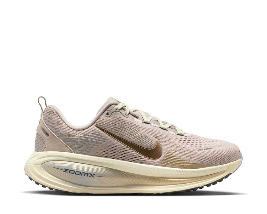 Nike Vomero 18 SE W Cream II