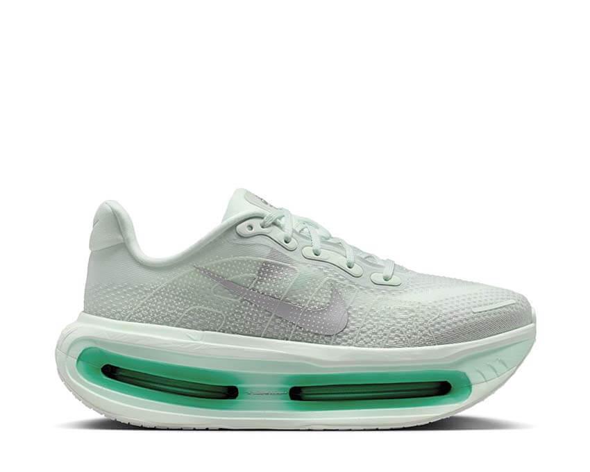 Nike Vomero Premium W Barely Green