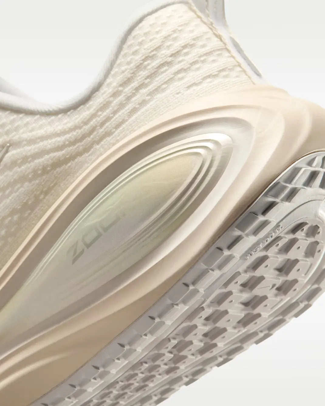 Nike Vomero Plus Summit White Gypsum