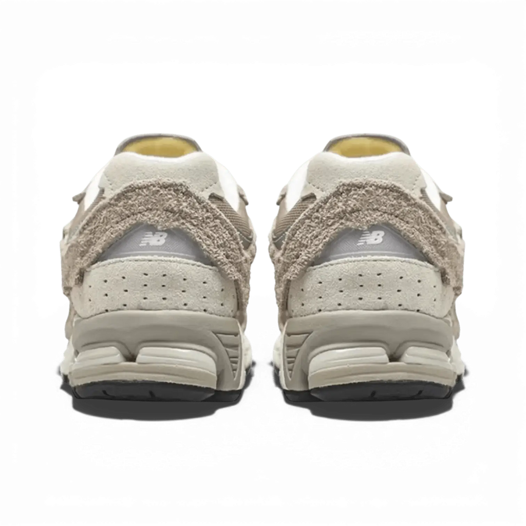 New Balance NB 2002R Protection Beige
