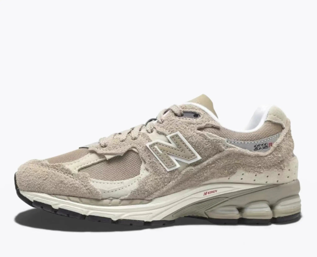 New Balance NB 2002R Protection Beige